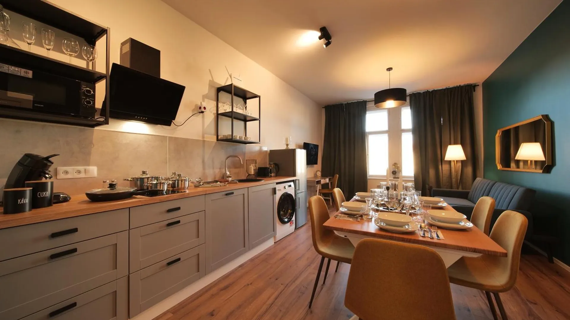 Royal Square View Residence Praga Apartament